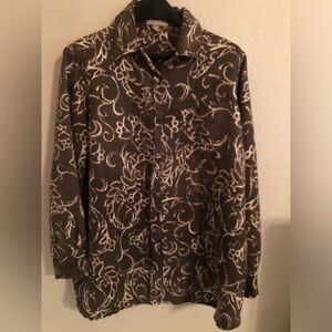 Women’s Button Down Shirt Size 14-16